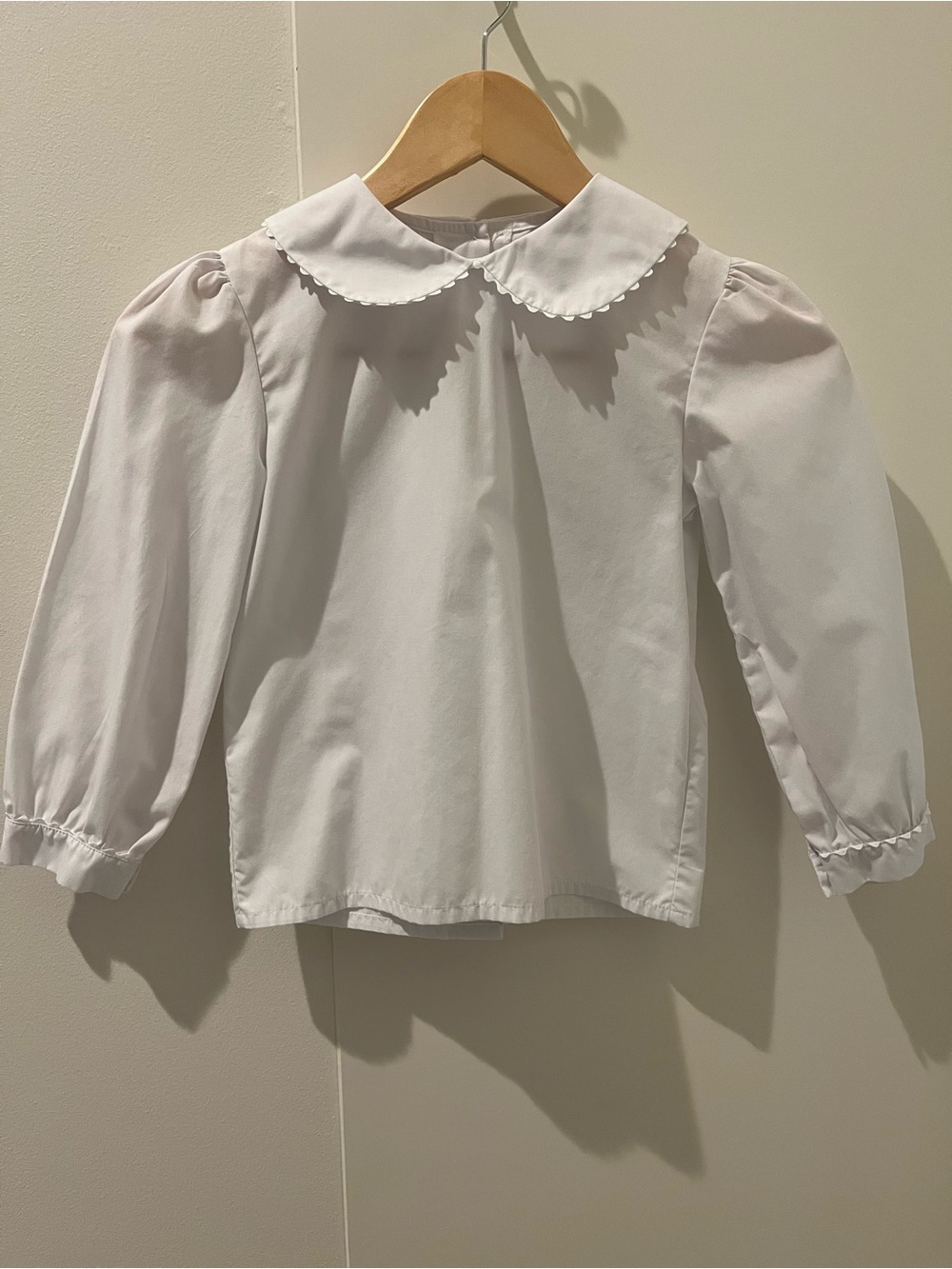 Girls' White Peter Pan Collar Blouse with Puff Sleeves